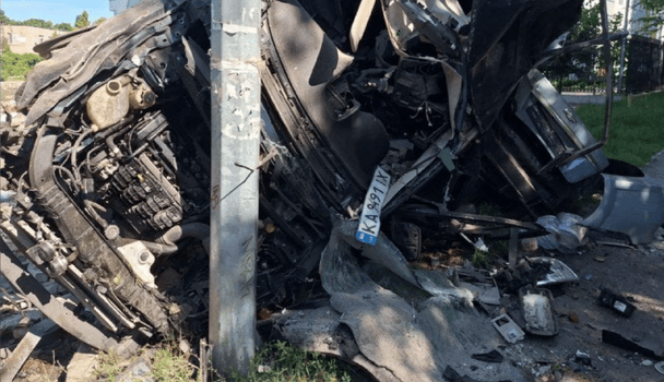 В одному з районів Києва сталося влучання на території школи (фото) 4 В одному з районів Києва сталося влучання на території школи (фото)