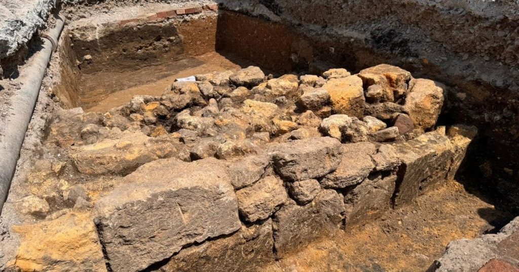 В Одессе нашли точное место Хаджибейского замка (фото) 3 В Одессе нашли точное место Хаджибейского замка (фото)