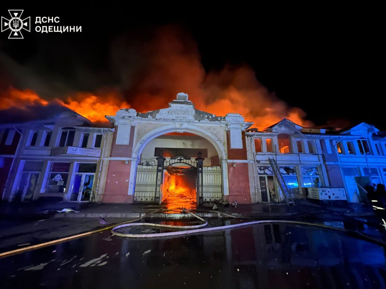 Після перемовин — удари: РФ атакувала “Привоз” і багатоповерхівку в Черкасах ➤ Prozoro.net.ua