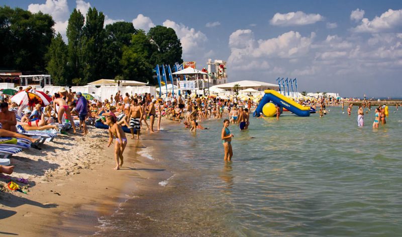 В Одесі на пляж викинуло уламки дрона: там відпочивали люди ➤ Prozoro.net.ua