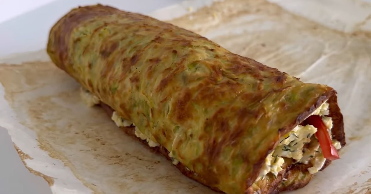 Кабачковый рулет с плавленым сыром, чесноком и укропом