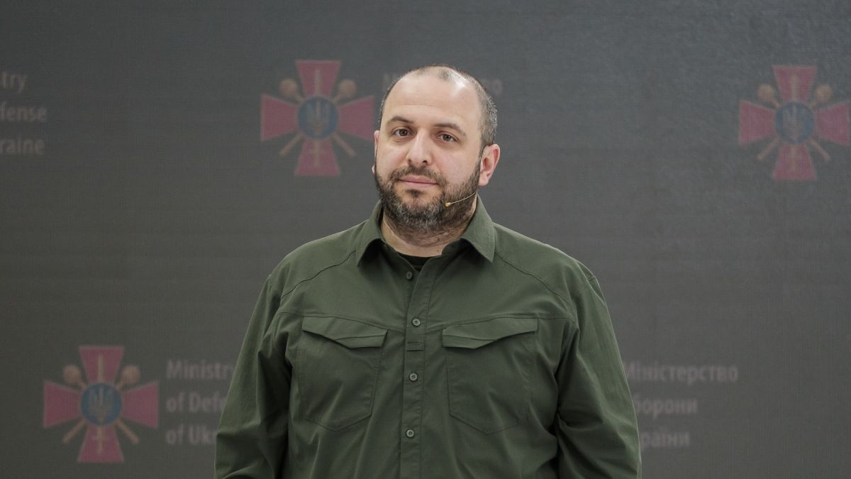 Экс-министр обороны Умеров возглавил СНБО — указ президента