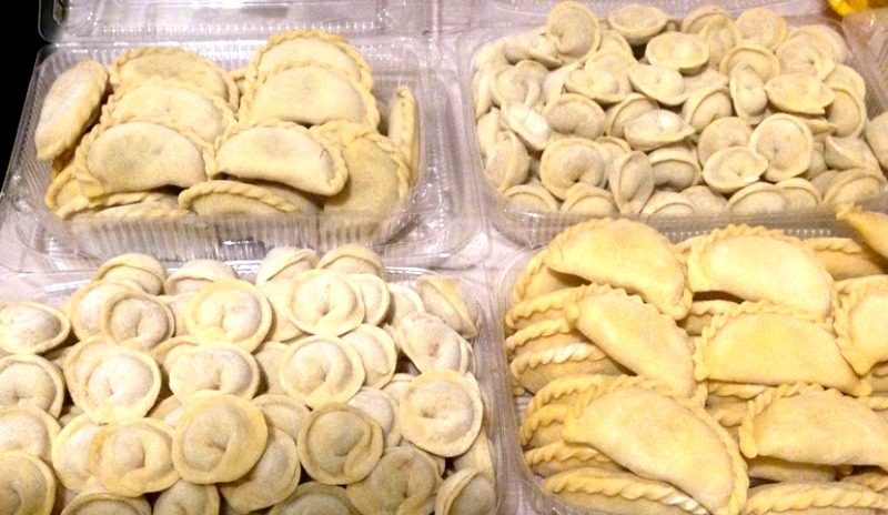 Ідеальне тісто на вареники й пельмені: не рветься, не розварюється