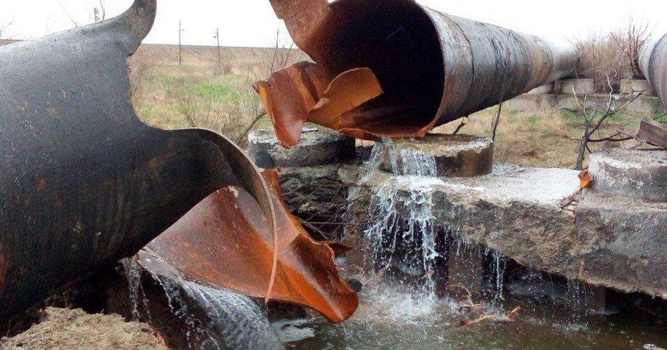 Оккупированный Донбасс без воды: ни попить, ни в туалет сходить 3 Оккупированный Донбасс без воды: ни попить, ни в туалет сходить