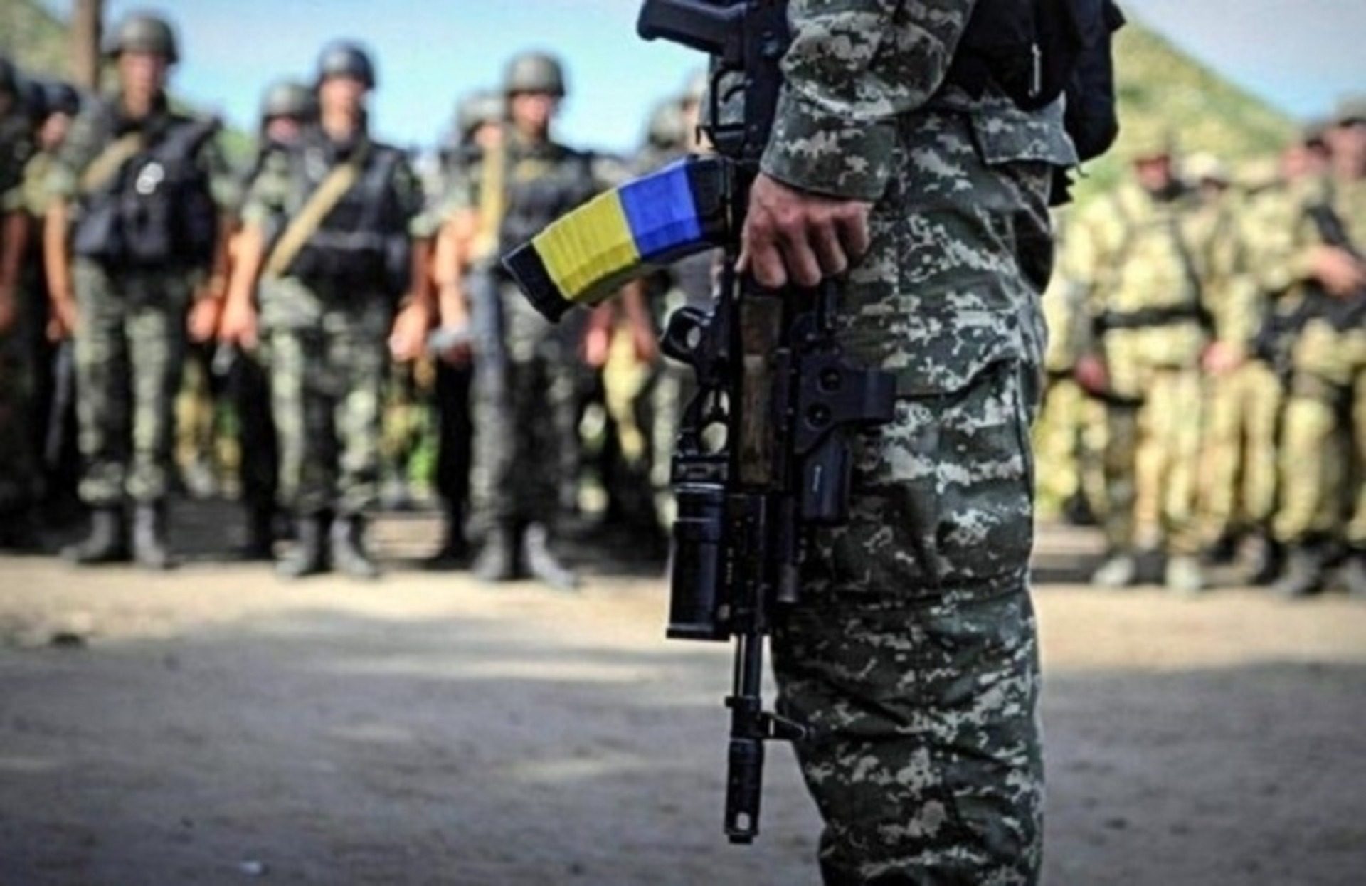 Якщо не служили: в Україні чоловікам заборонять держслужбу