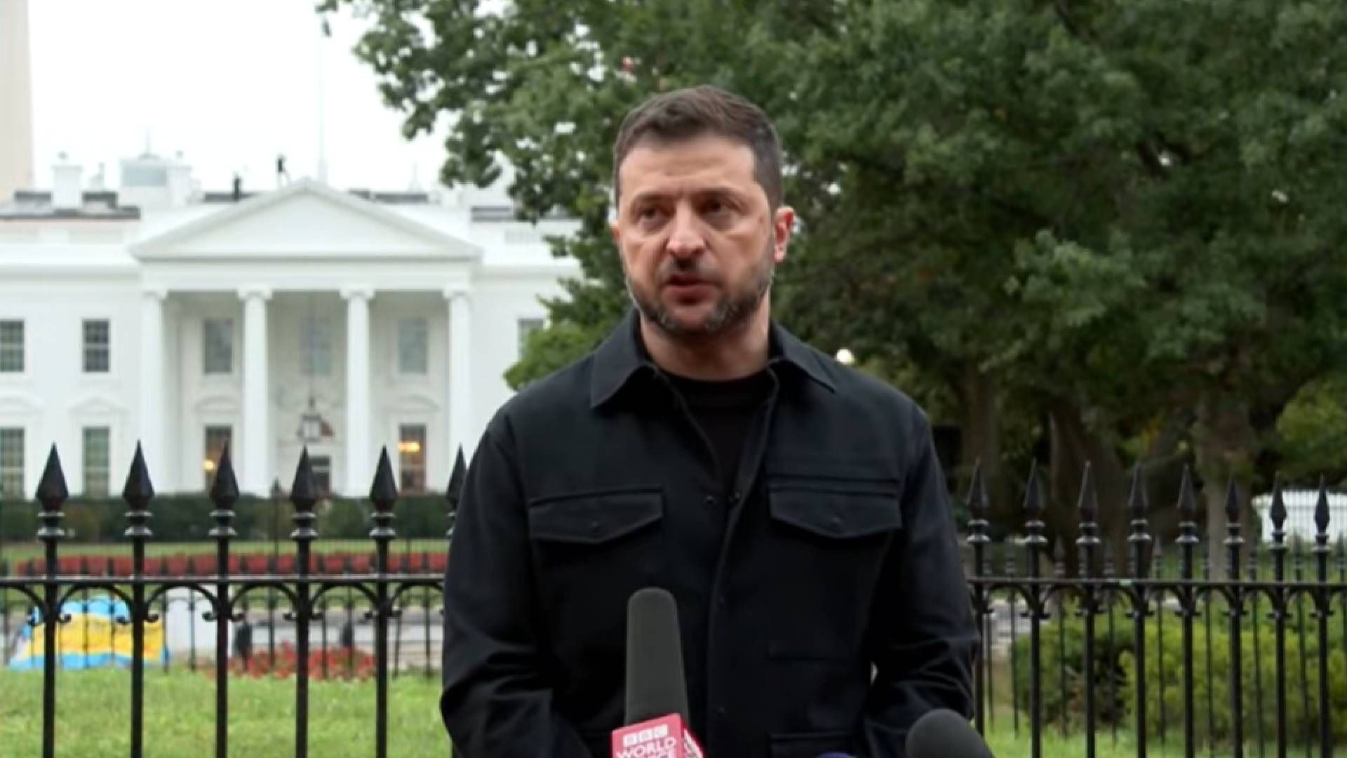 Важная деталь в одежде Зеленского на встрече с Трампом (видео)
