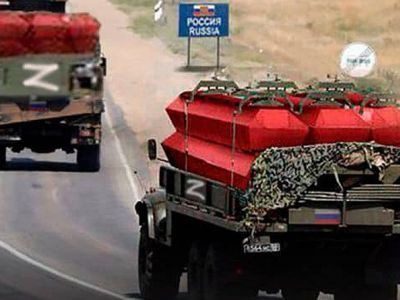 РФ: «У мене загинуло два сини, гроші є» (відео)