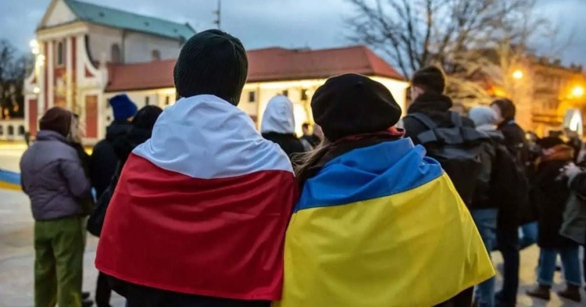 Дипломаты обратились к украинцам в Польше после вето Навроцкого ➤ Prozoro.net.ua