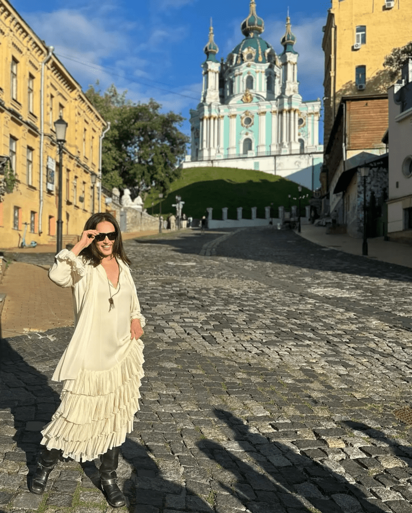 София Ротару впервые за три года показала новые фото из Киева 3 София Ротару впервые за три года показала новые фото из Киева