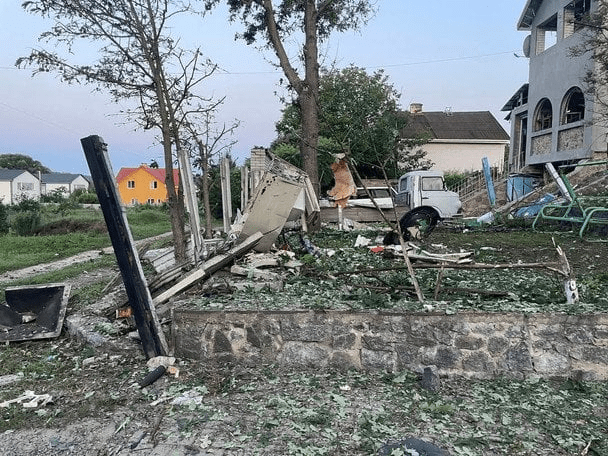 Удар по Київщині: дім відомої продюсерки Січкар зруйновано 3 Удар по Київщині: дім відомої продюсерки Січкар зруйновано