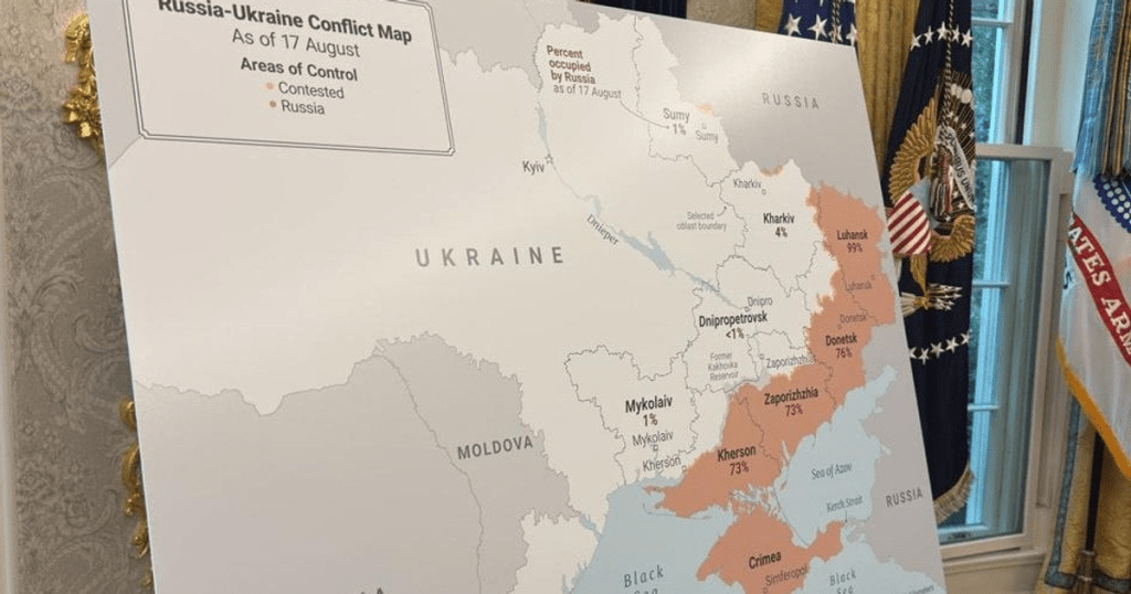 До Білого дому принесли мапу України: ось що показували американцям 3 До Білого дому принесли мапу України: ось що показували американцям