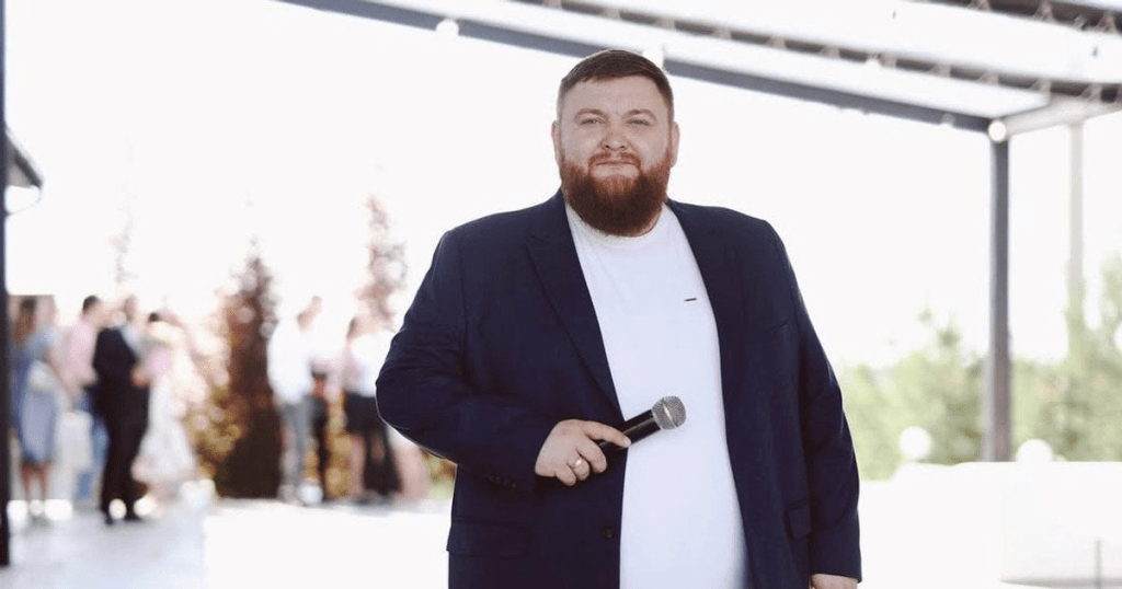 Жогло шокує новим виглядом після схуднення на 65 кг 3 Жогло шокує новим виглядом після схуднення на 65 кг