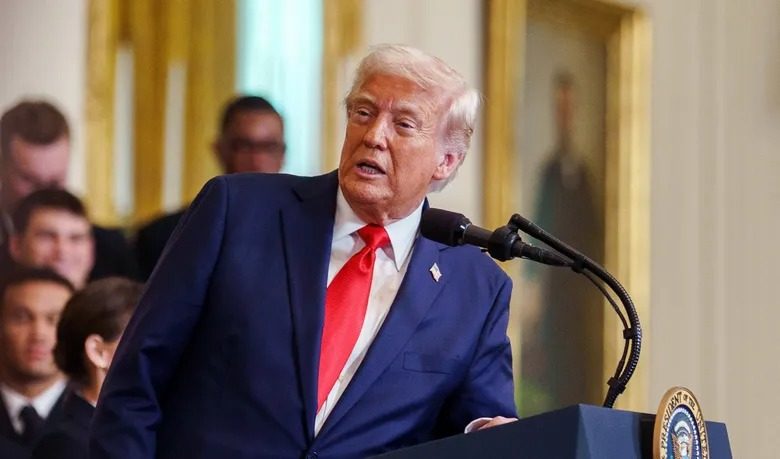 Микрофон случайно зафиксировал интересные слова Трампа про Путина ➤ Prozoro.net.ua