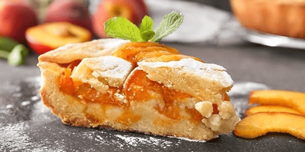 Сочный пирог с персиками: минимум усилий — максимум вкуса