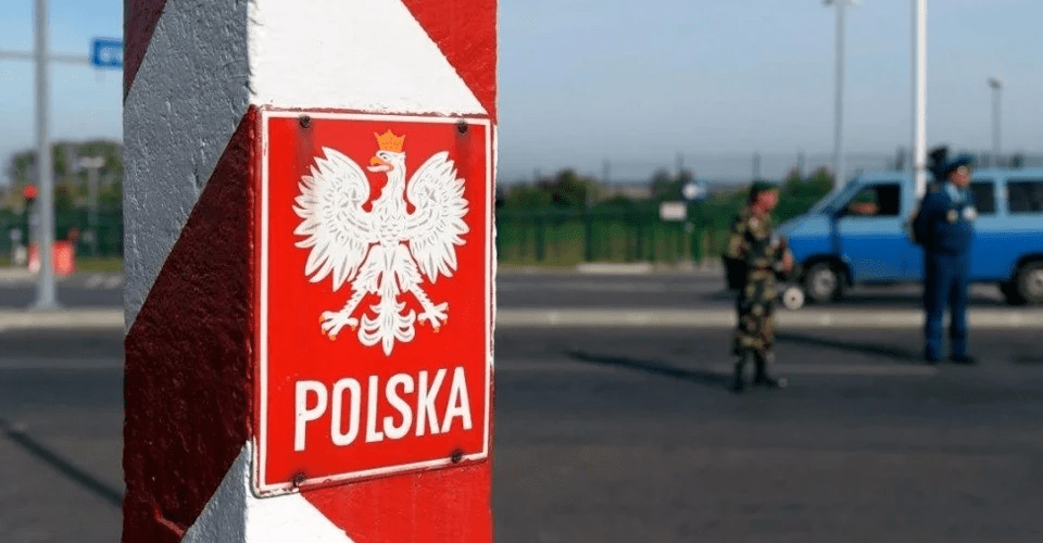 Загадковий інцидент у Польщі — вибух біля українського кордону