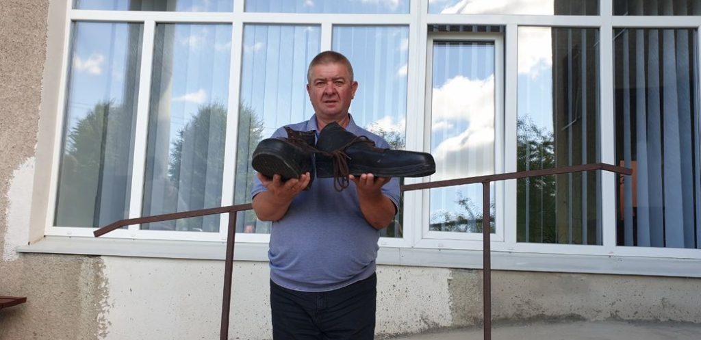На Житомирщині відкрили пам’ятний знак на честь українського "велетня" (фото) 6 На Житомирщині відкрили пам’ятний знак на честь українського "велетня" (фото)
