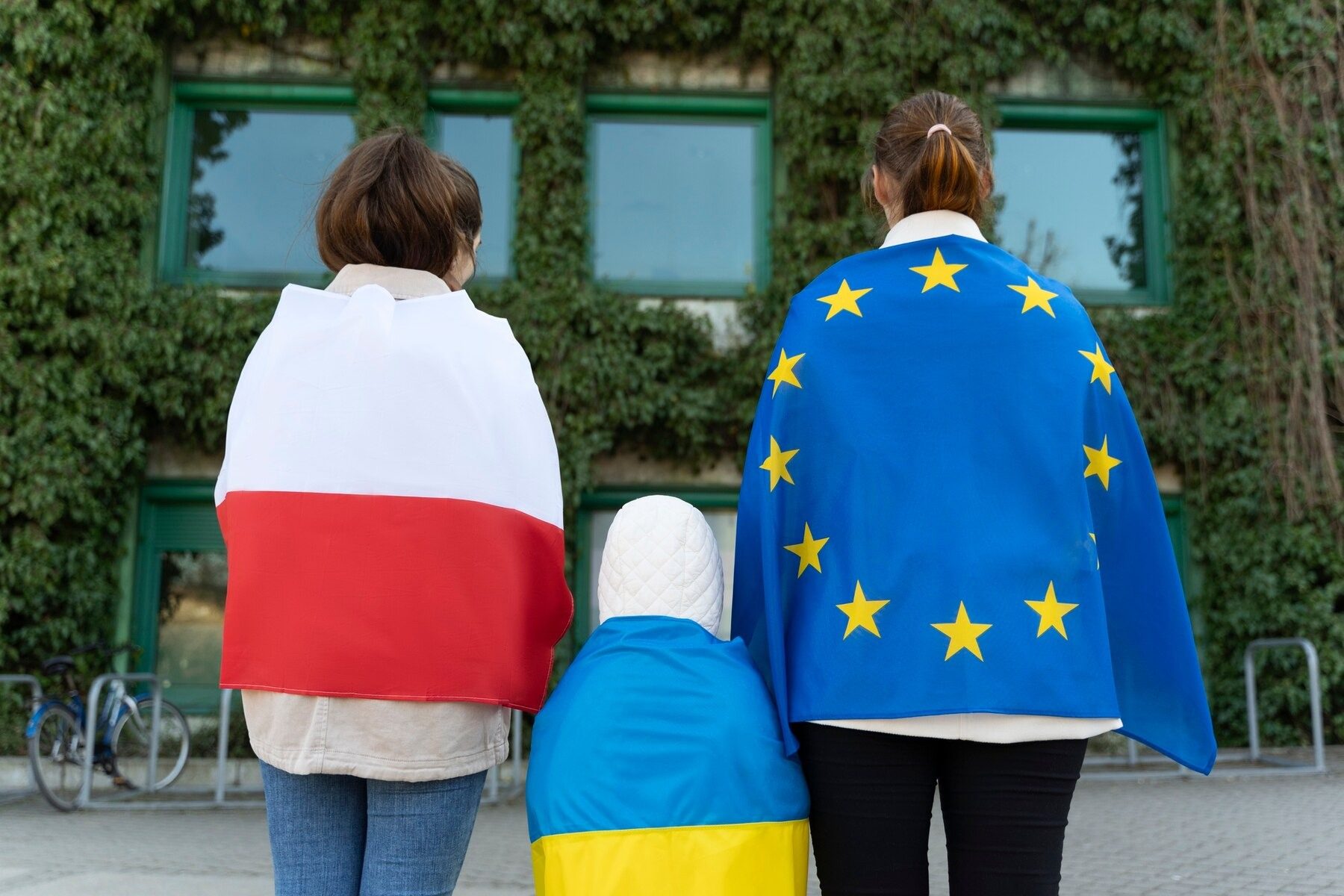 Вето глави Польщі на закон про допомогу українцям: відповідь посольства