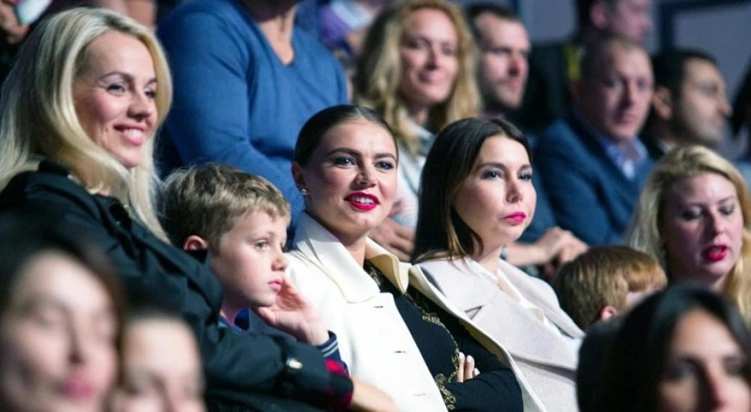 Секретные дети и миллиарды: что известно о жизни Алины Кабаевой и ее связи с Путиным