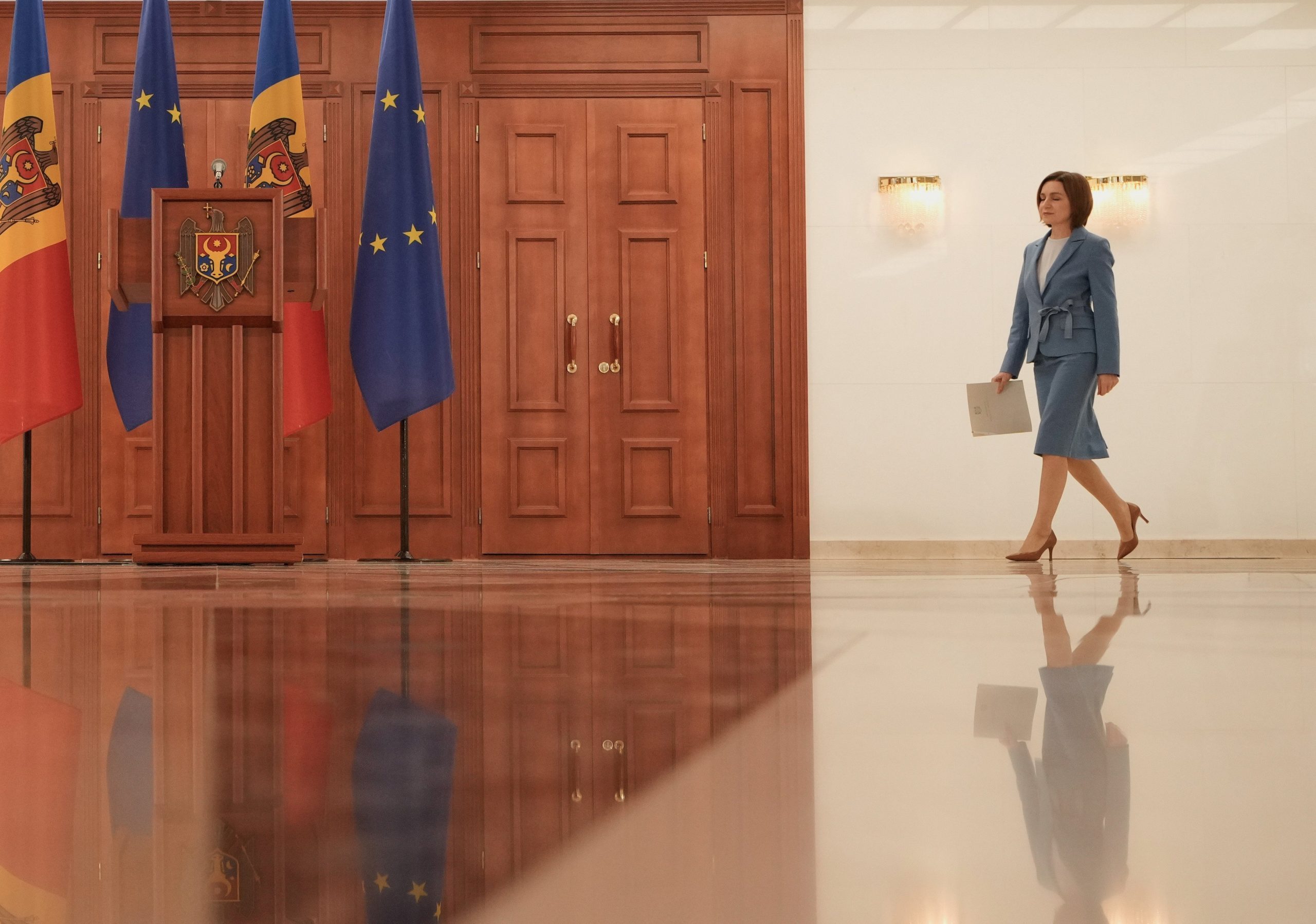 Вона неймовірна: перша поява Санду після виборів (фото)