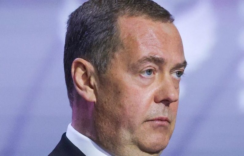 «Нечего ловить»: Медведев заявил, что РФ не нужна война с Европой ➤ Prozoro.net.ua