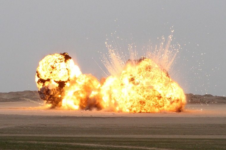 ЗСУ накрили HIMARS велику групу солдатів РФ: вибухом знесло все (відео)