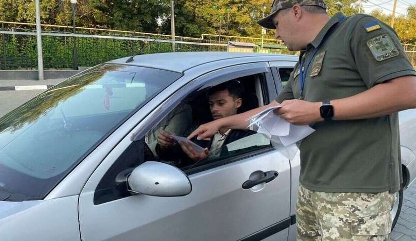 Зеленский объяснил, почему мужчинам 18-22 лет разрешили выезд за границу ➤ Prozoro.net.ua