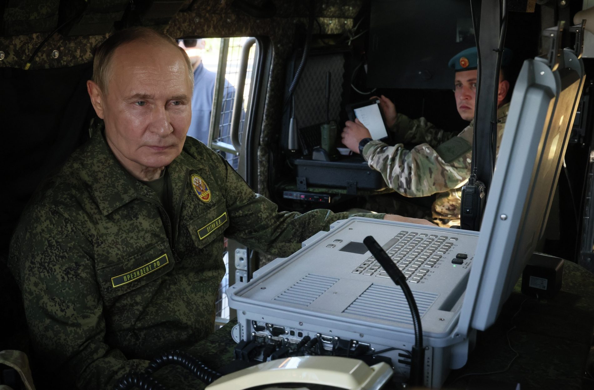 «Захід-2025»: Путін з’явився на навчаннях — на що звернули увагу ➤ Prozoro.net.ua