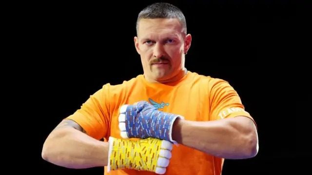 Усик уступил первое место в рейтинге сильнейших боксеров мира
