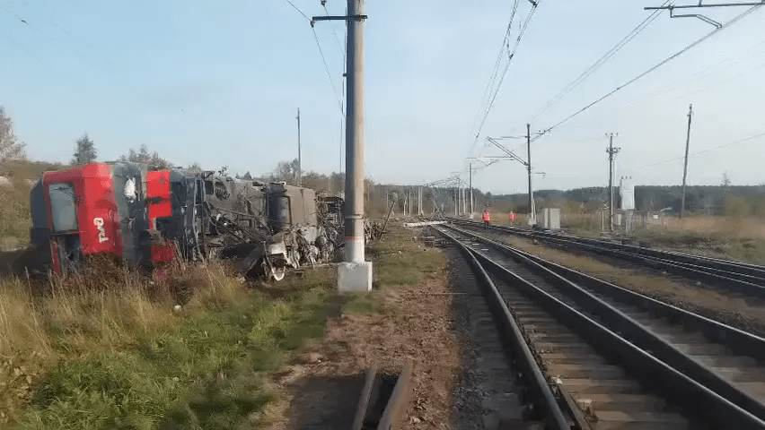 ГУР та ССО знищили залізничну логістику окупантів та "росгвардійців" (фото) 5 ГУР та ССО знищили залізничну логістику окупантів та "росгвардійців" (фото)