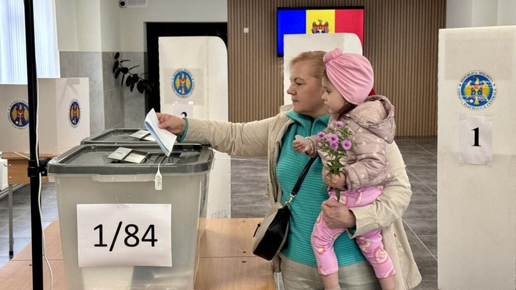 А вот и первые результаты выборов в Молдове