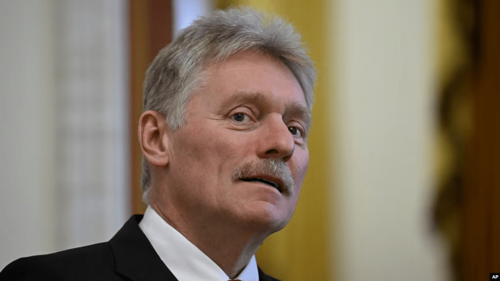 Песков назвал причину приглашения Зеленского в Москву