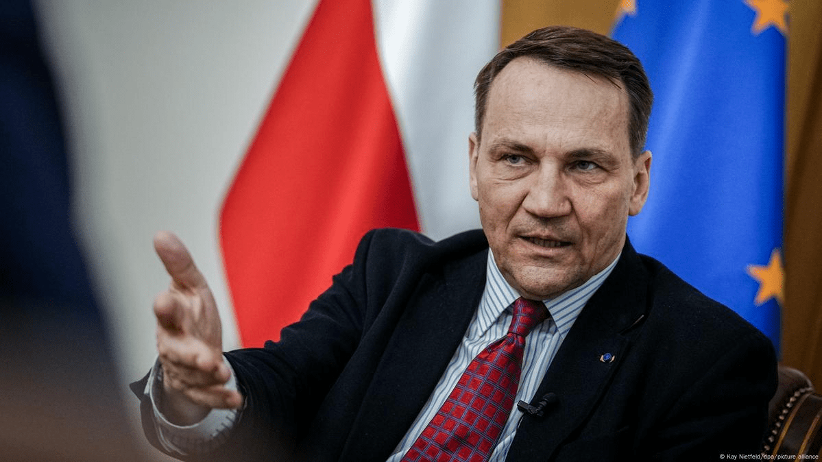 Польский министр выступил с предложением сбивать российские ракеты над Украиной ➤ Prozoro.net.ua
