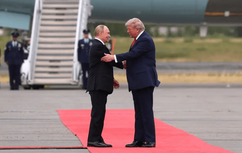 Зеленський про саміт на Алясці: чому Трамп неохоче чинить тиск на Кремль