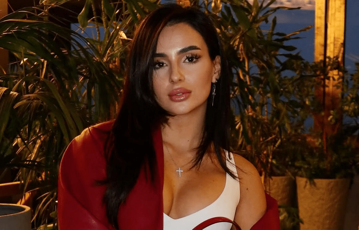 Анна Тринчер разозлила Интернет насмешками над бедными