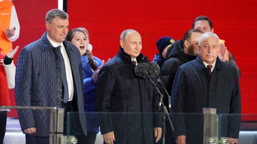 Мережа сміється з Путіна: глава РФ оконфузився на сцені (відео)