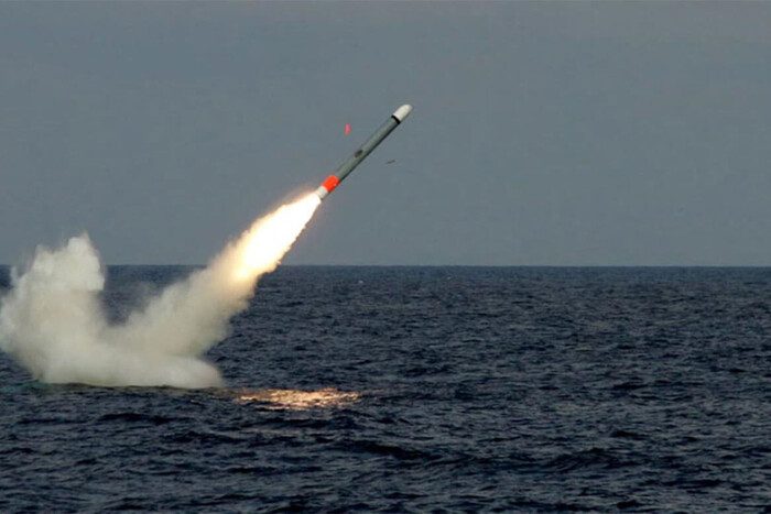 Чому Вашингтон не поспішає передавати Україні Tomahawk