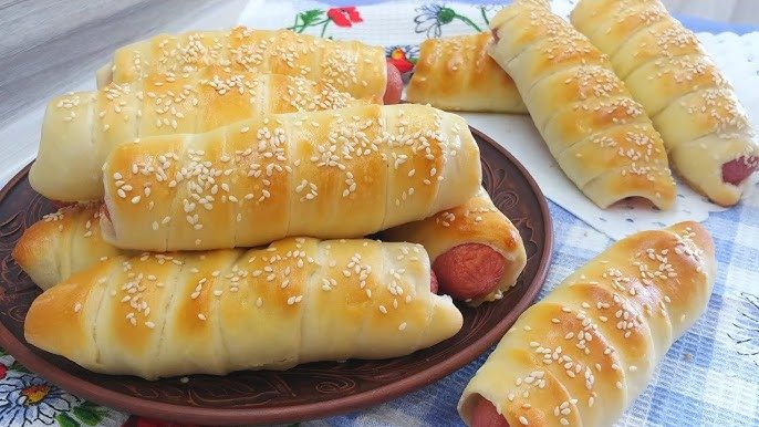 Сосиски в тесте: классический рецепт