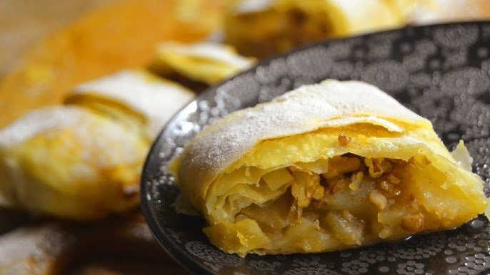 Ніжний яблучний штрудель з тіста філо