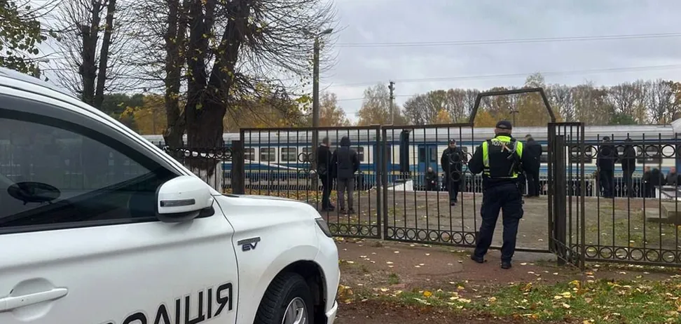 Подрыв гранаты на вокзале Овруча: подробности трагедии, фото