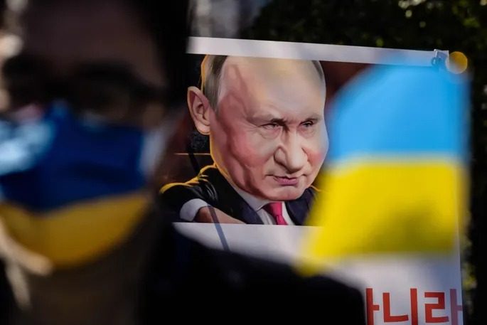 Как Путина поздравили с днем рождения на оккупированной части ➤ Prozoro.net.ua