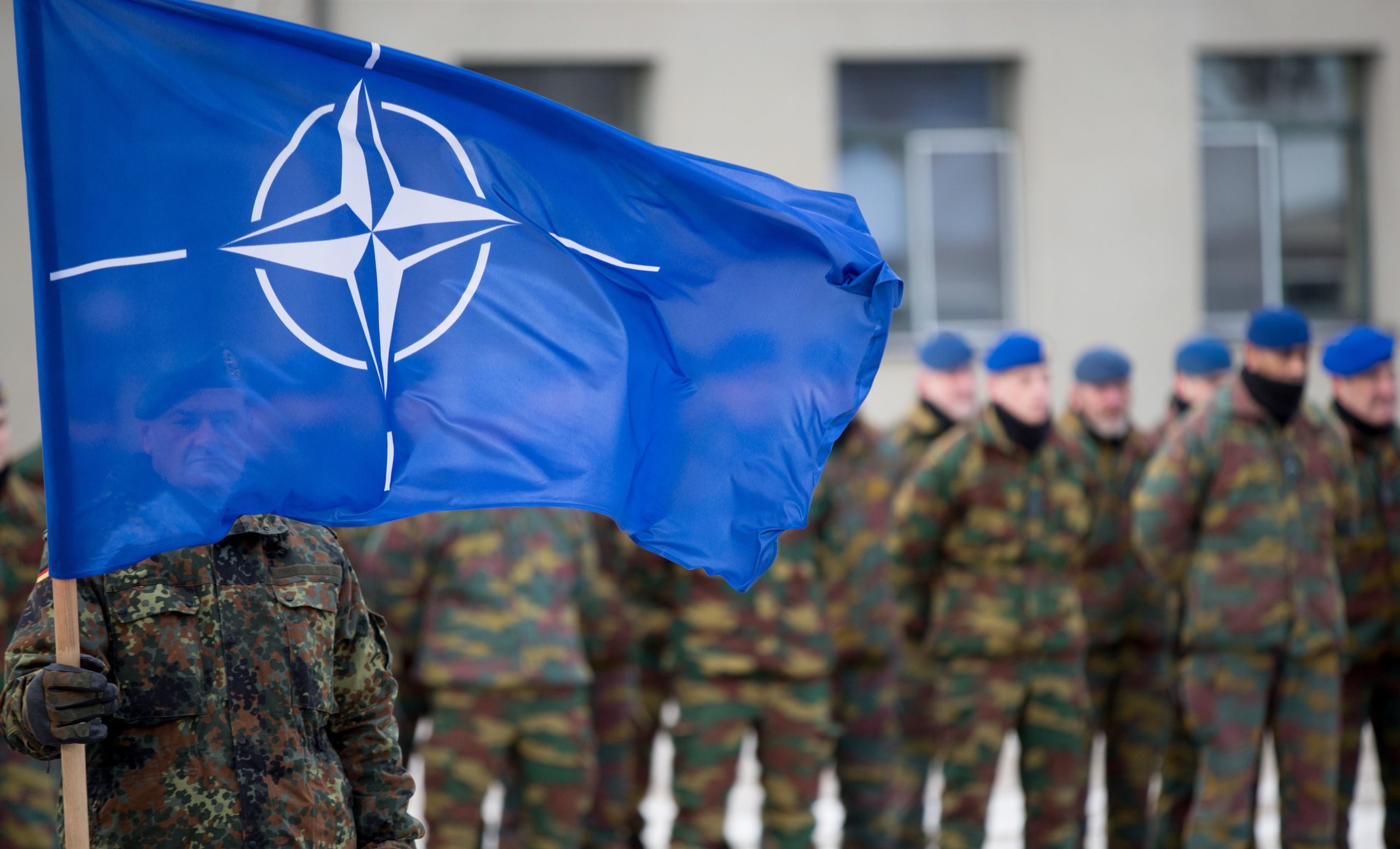 У НАТО обговорюють можливість збройної відповіді Путіну