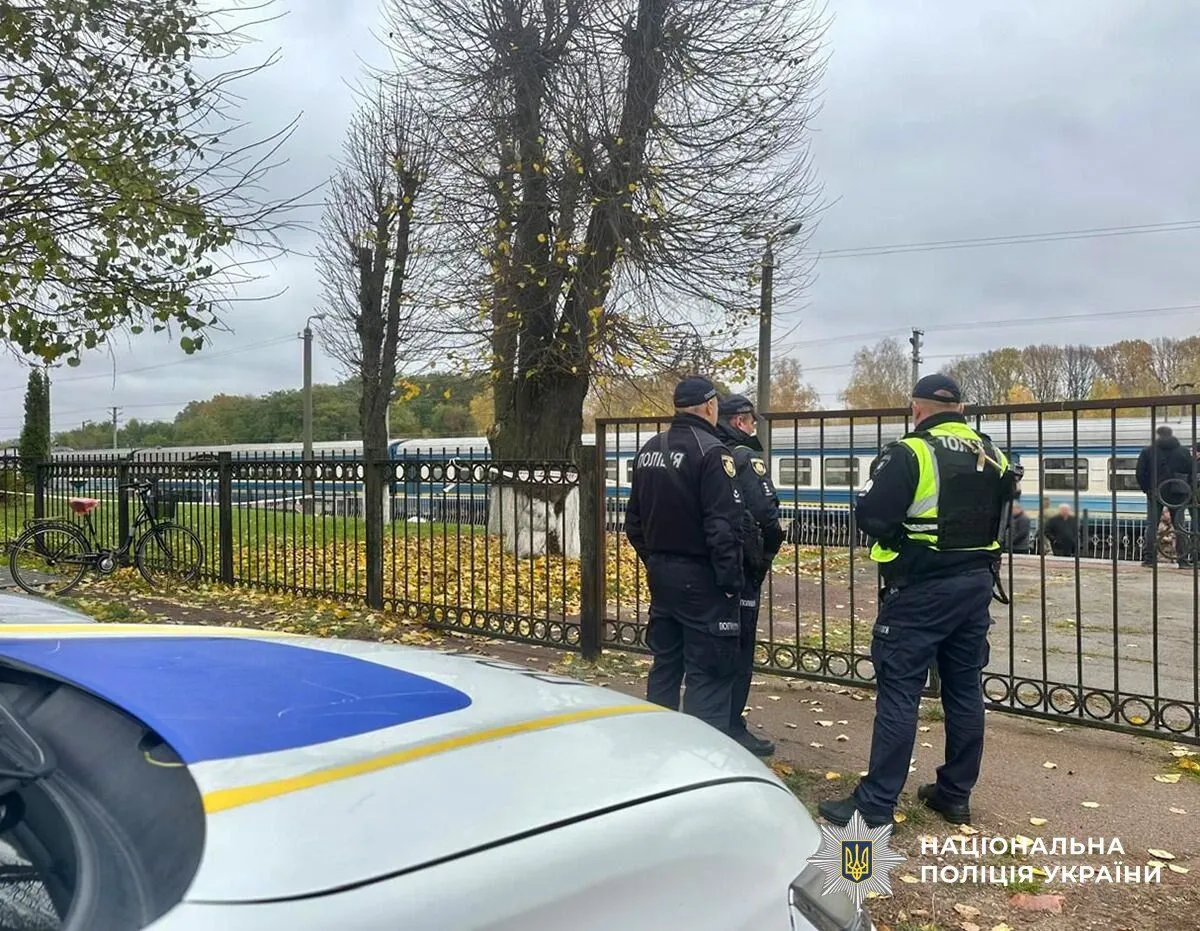 Подрыв гранаты на вокзале Овруча: подробности трагедии, фото ➤ Prozoro.net.ua