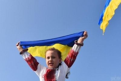 Самое модное имя для девочек в 2025 году в Украине: рейтинг