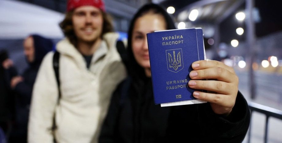 Поляки заявили, что больше не могут принимать украинских беженцев