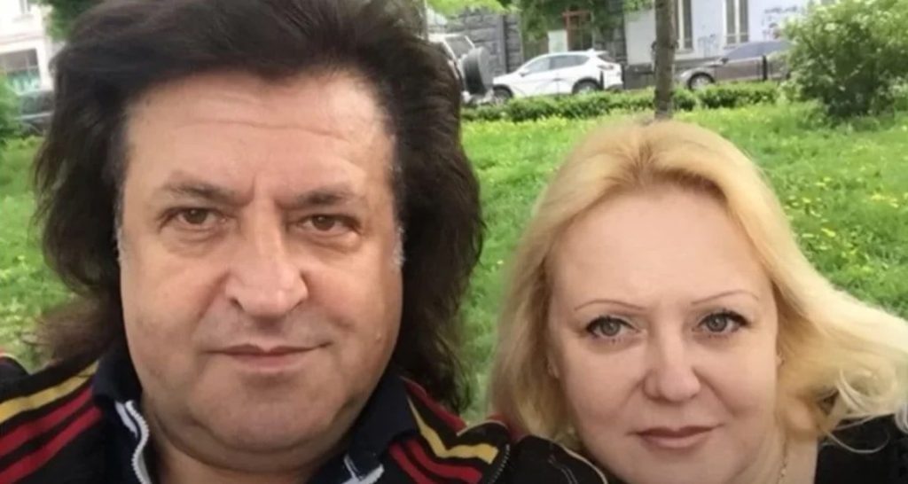 Стала його четвертою дружиною: що відомо про обраницю Іво Бобула (фото)