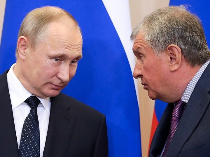 Дві дружини та гарем коханок: що відомо про особисте життя Сєчіна