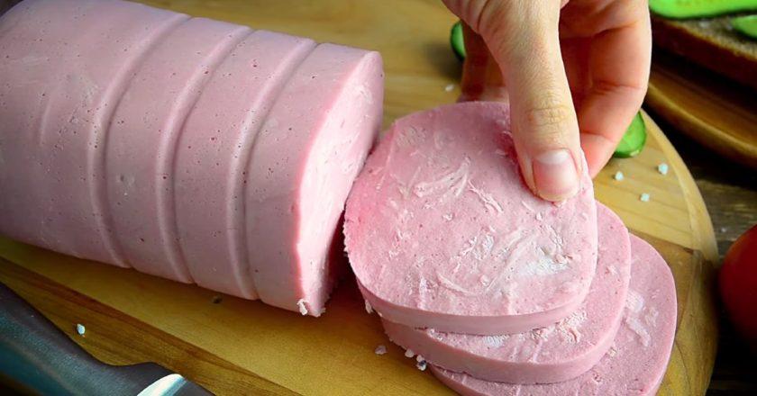 Варёная колбаса своими руками: вкусно, просто и полезно