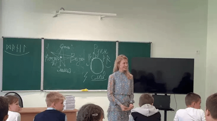 Что известно о "няш-мяш" Поклонской, которая теперь носит дреды и увлекается язычеством (фото)