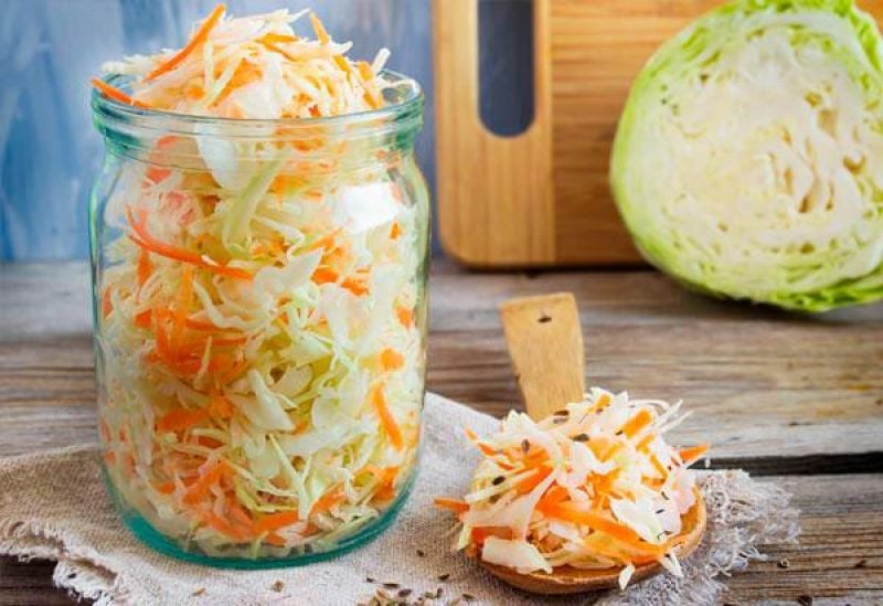 Хрустящая квашеная капуста без уксуса