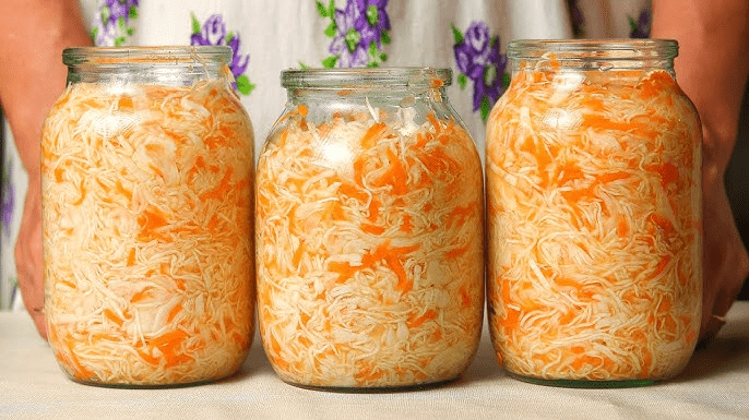 Как приготовить квашеную капусту в банке